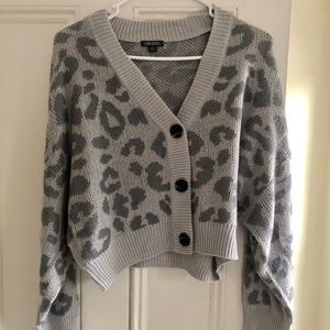 Cropped Grey Cheetah Print Sweater
